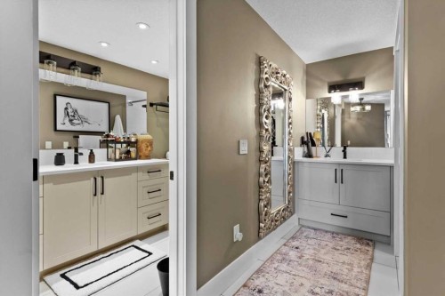 302-320 Meredith Road Ne, Calgary, AB - Indoor