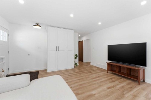 8119 Ranchview Drive Nw, Calgary, AB - Indoor