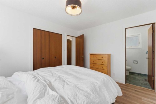 8119 Ranchview Drive Nw, Calgary, AB - Indoor Photo Showing Bedroom
