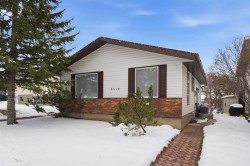 8119 Ranchview Drive NW Calgary, AB T3G 1G6
