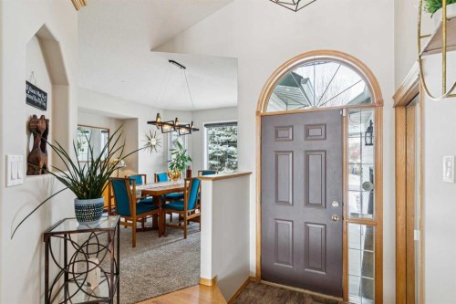 113 Westchester Way, Chestermere, AB - Indoor Photo Showing Other Room