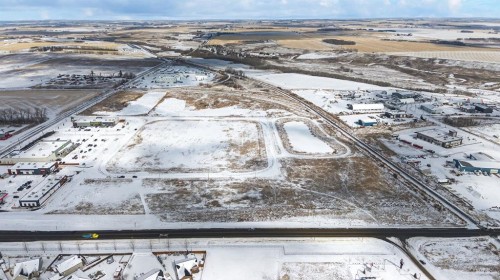 400 Shantz Drive, Didsbury, AB 