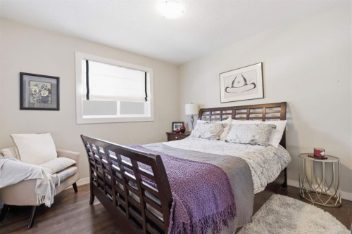 8411 Silver Springs Road Nw, Calgary, AB - Indoor Photo Showing Bedroom