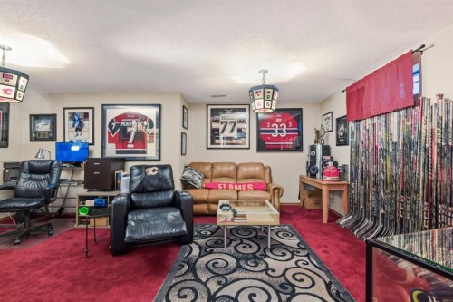 158 Saratoga Close Ne, Calgary, AB - Indoor