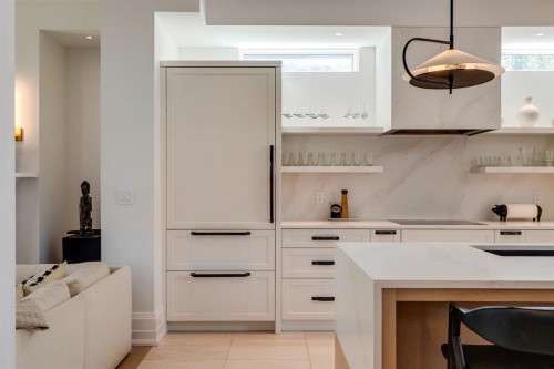 1927 12 Street Sw, Calgary, AB - Indoor Photo Showing Other Room