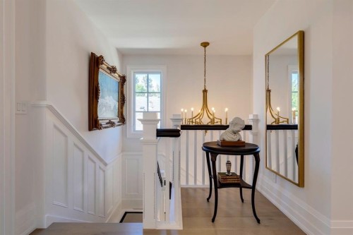 1927 12 Street Sw, Calgary, AB - Indoor Photo Showing Other Room