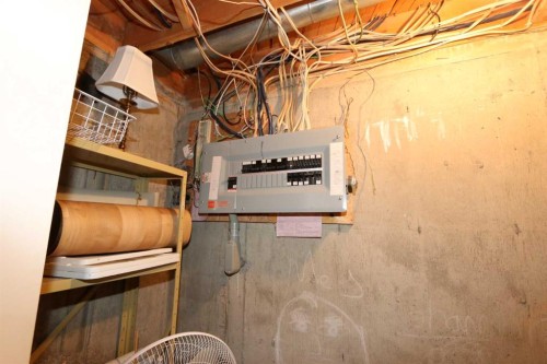 6719 Coach Hill Road Sw, Calgary, AB - Indoor Photo Showing Basement