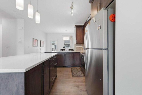 148 Legacy Point Se, Calgary, AB - Indoor Photo Showing Kitchen