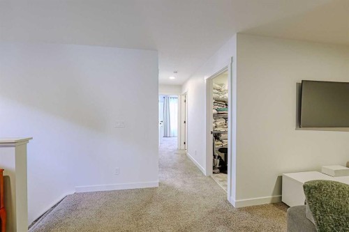 25 Belmont Green Sw, Calgary, AB - Indoor Photo Showing Other Room