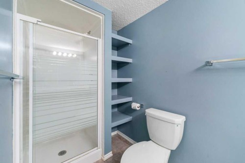 58 Chaparral Close Se, Calgary, AB - Indoor Photo Showing Bathroom