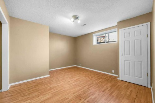58 Chaparral Close Se, Calgary, AB - Indoor Photo Showing Other Room