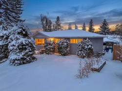 23 Hyslop Drive SWCalgary, AB T2V 3A2