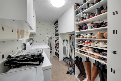 3212-181 Skyview Ranch Manor Ne, Calgary, AB - Indoor Photo Showing Laundry Room