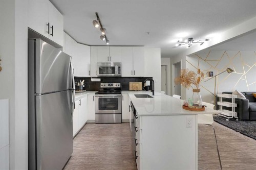 3212-181 Skyview Ranch Manor Ne, Calgary, AB - Indoor Photo Showing Kitchen