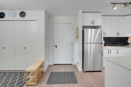 3212-181 Skyview Ranch Manor Ne, Calgary, AB - Indoor Photo Showing Kitchen