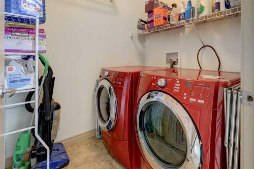 115 Rockledge Terrace Nw, Calgary, AB - Indoor Photo Showing Laundry Room
