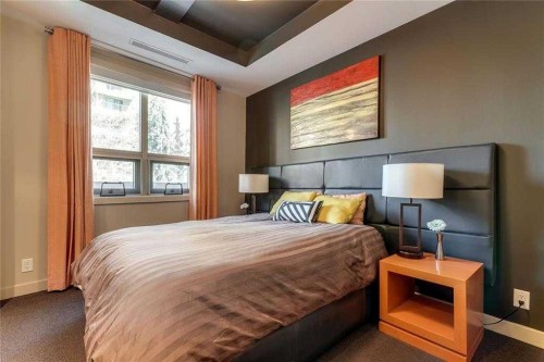 204-701 3 Avenue Sw, Calgary, AB - Indoor Photo Showing Bedroom