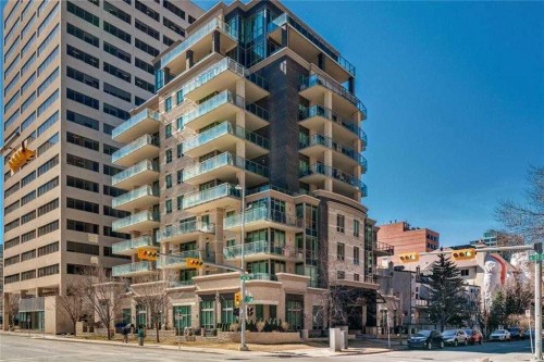 204-701 3 Avenue Sw, Calgary, AB - Outdoor With Facade