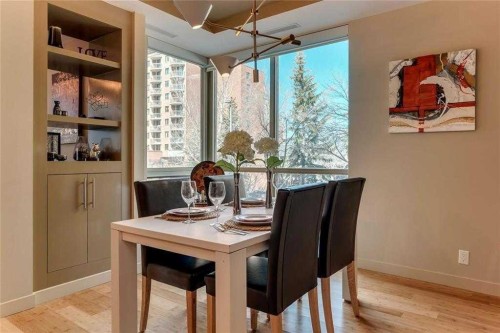 204-701 3 Avenue Sw, Calgary, AB - Indoor