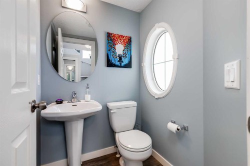138 Prestwick Circle Se, Calgary, AB - Indoor Photo Showing Bathroom