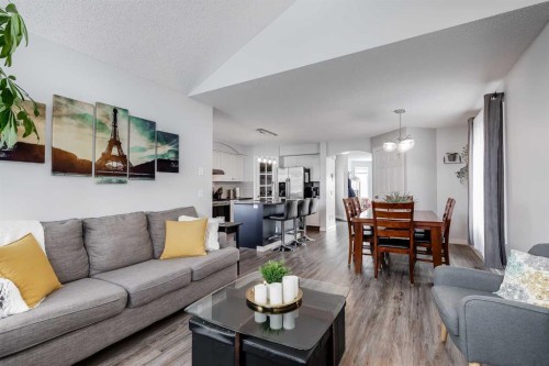138 Prestwick Circle Se, Calgary, AB - Indoor Photo Showing Living Room