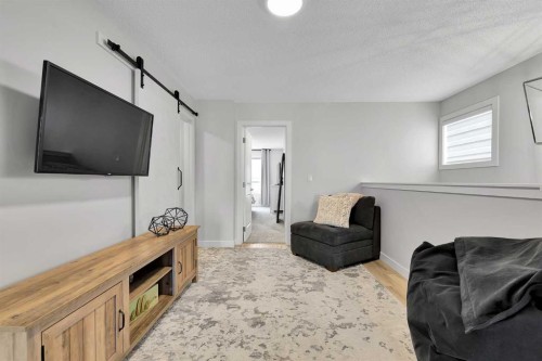 125 Emberside Hollow, Cochrane, AB - Indoor