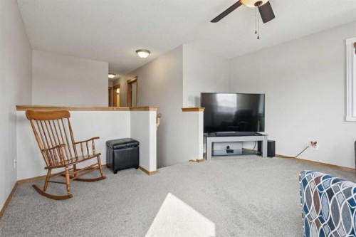 142 Cranfield Crescent Se, Calgary, AB - Indoor