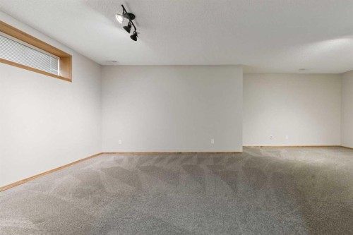 142 Cranfield Crescent Se, Calgary, AB - Indoor Photo Showing Other Room