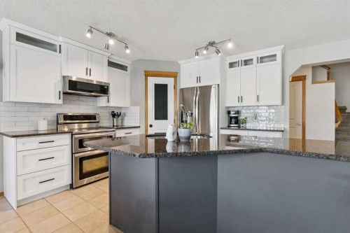 142 Cranfield Crescent Se, Calgary, AB - Indoor Photo Showing Kitchen With Upgraded Kitchen