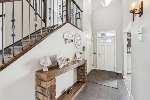 4 Drake Landing Gate, Okotoks, AB - Indoor Photo Showing Other Room