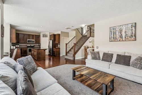 4 Drake Landing Gate, Okotoks, AB - Indoor Photo Showing Living Room