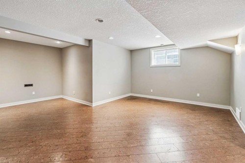 4 Drake Landing Gate, Okotoks, AB - Indoor Photo Showing Other Room