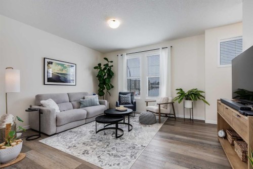 237 South Point Park SW Airdrie, AB T4B 5G8