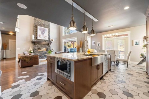 964 East Chestermere, Chestermere, AB - Indoor Photo Showing Kitchen With Upgraded Kitchen