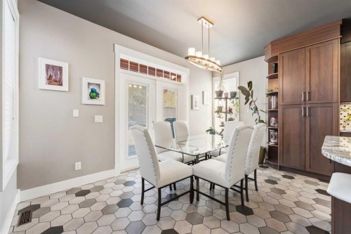 964 East Chestermere, Chestermere, AB - Indoor Photo Showing Dining Room