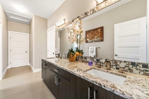 964 East Chestermere, Chestermere, AB - Indoor Photo Showing Bathroom