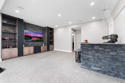 964 East Chestermere, Chestermere, AB - Indoor Photo Showing Other Room