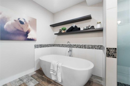 964 East Chestermere, Chestermere, AB - Indoor Photo Showing Bathroom