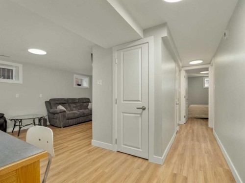 1509 4 Avenue North, Lethbridge, AB - Indoor Photo Showing Other Room