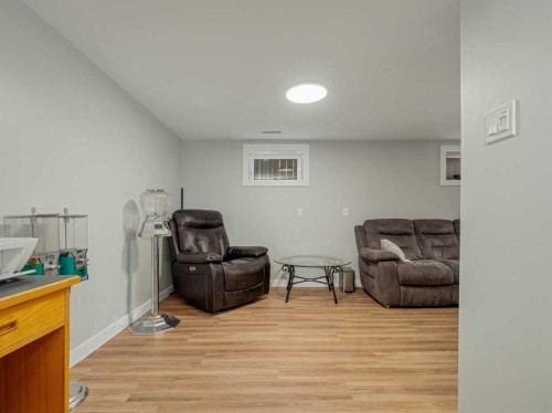 1509 4 Avenue North, Lethbridge, AB - Indoor