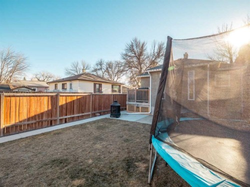 1509 4 Avenue North, Lethbridge, AB - Outdoor