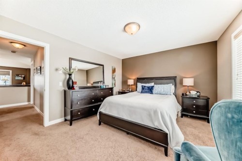191 Pantego Close Nw, Calgary, AB - Indoor Photo Showing Bedroom