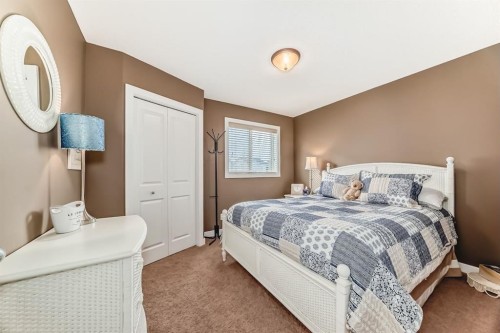 191 Pantego Close Nw, Calgary, AB - Indoor Photo Showing Bedroom