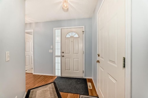 835 Westmount Drive, Strathmore, AB - Indoor Photo Showing Other Room