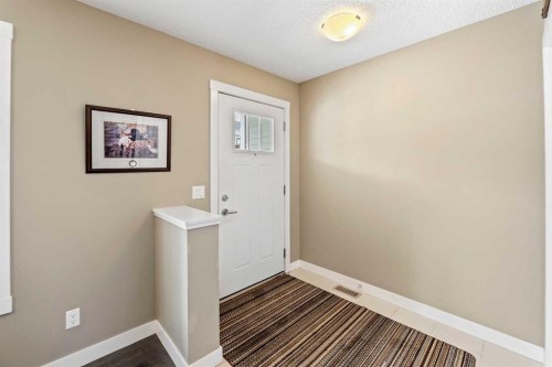 115 Baysprings Terrace Sw, Airdrie, AB - Indoor Photo Showing Other Room
