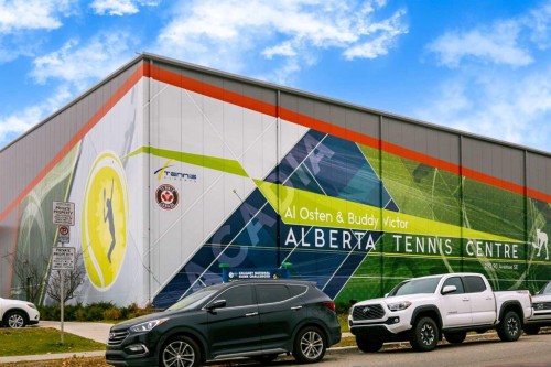 332 Avonburn Road Se, Calgary, AB - Outdoor