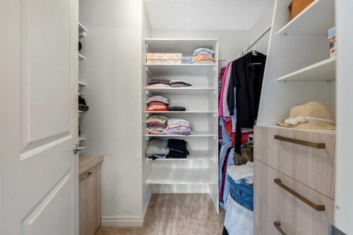 522 River Heights Crescent, Cochrane, AB - Indoor With Storage