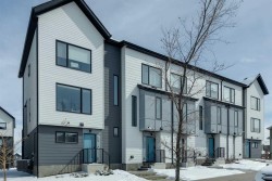 579 Evanston Link Calgary, AB T3P 1S2