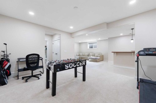 310 Mahogany Manor Se, Calgary, AB - Indoor