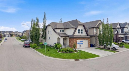 310 Mahogany Manor Se, Calgary, AB - Outdoor With Facade